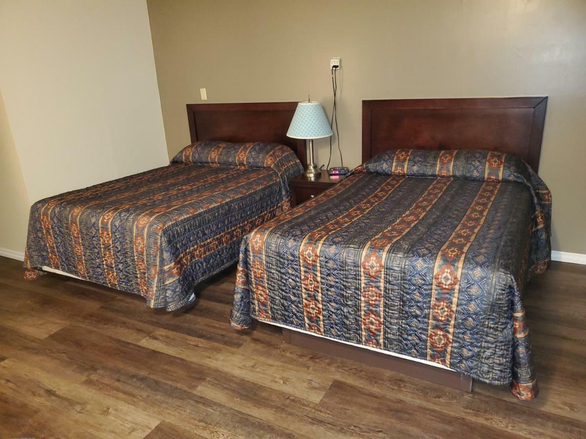 Battlefords Inn North Battleford Esterno foto